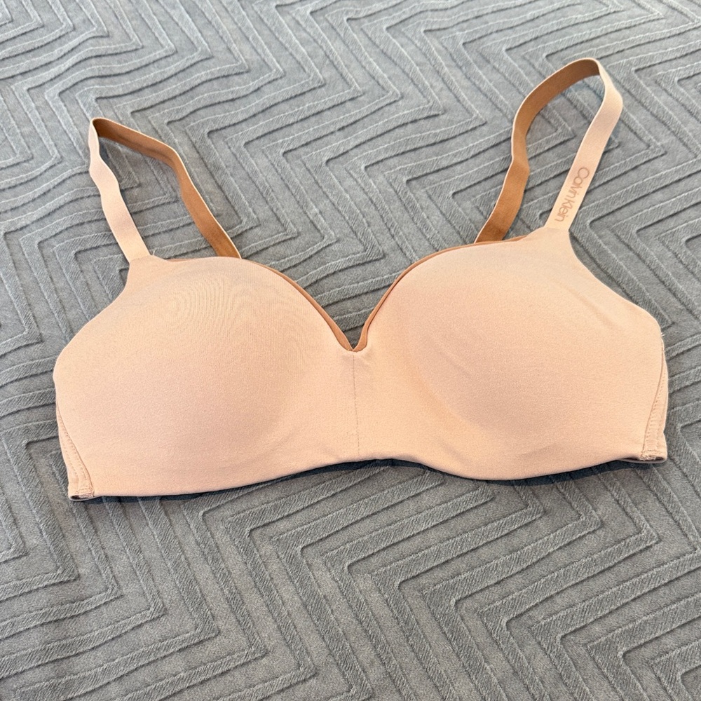 Calvin Klein Tan Wireless Bra